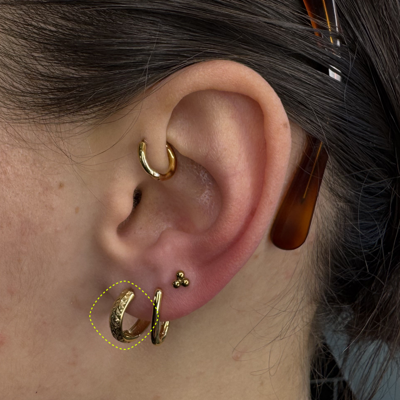 STACKED LOBE